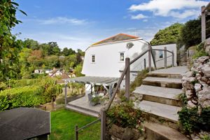 Photo 27- click for photo gallery